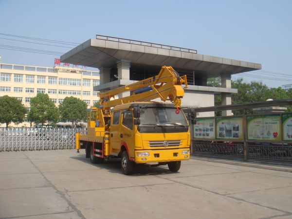 18米雙排東風高空作業(yè)車